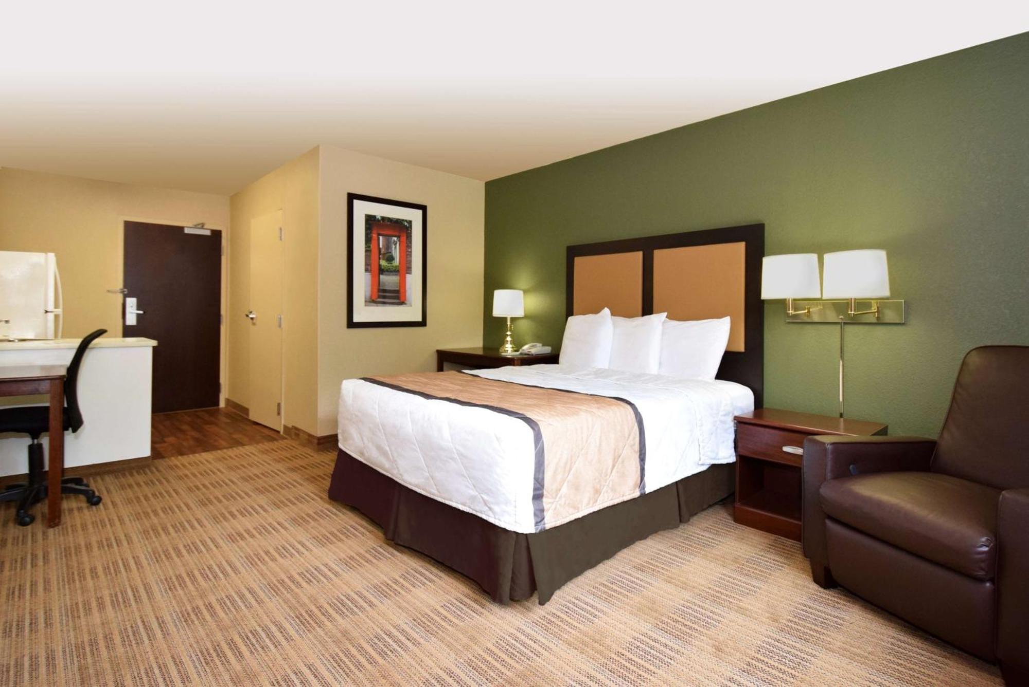 Extended Stay America Suites - Philadelphia - Plymouth Meeting - East Exterior foto